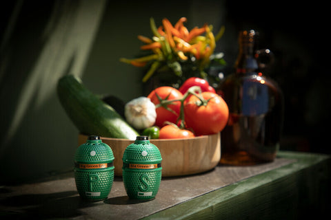Big Green Egg Salt & Pepper shakers Egg