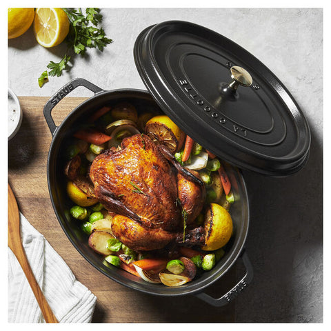 Staub gietijzeren stoofpot Ovaal 31 cm - Zwart